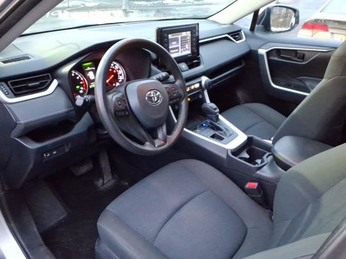 Certified 2021 Toyota RAV4 LE image 12