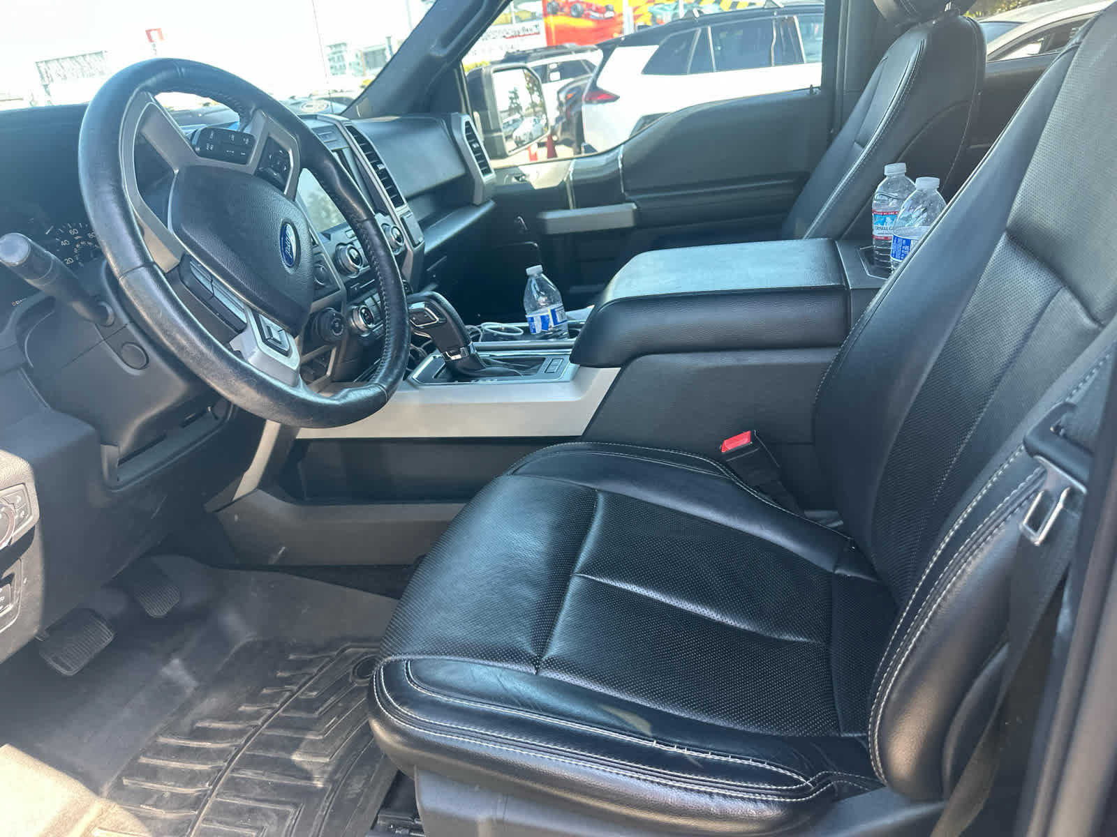 Used 2018 Ford F150 Lariat w/ Equipment Group 502A Luxury AWD/4WD image 16