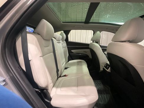 Used 2024 Hyundai Tucson Limited FWD image 17
