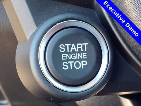 New 2025 Alfa Romeo Giulia Veloce w/ Veloce Package Rwd image 20