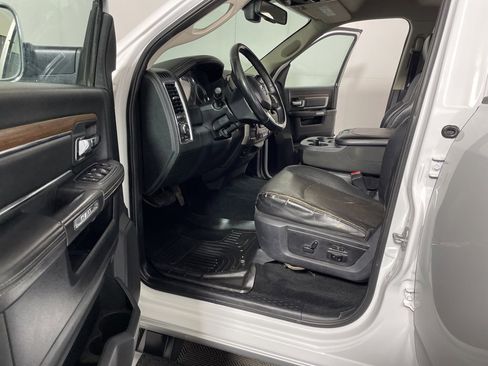 Used 2014 RAM 3500 Laramie image 9