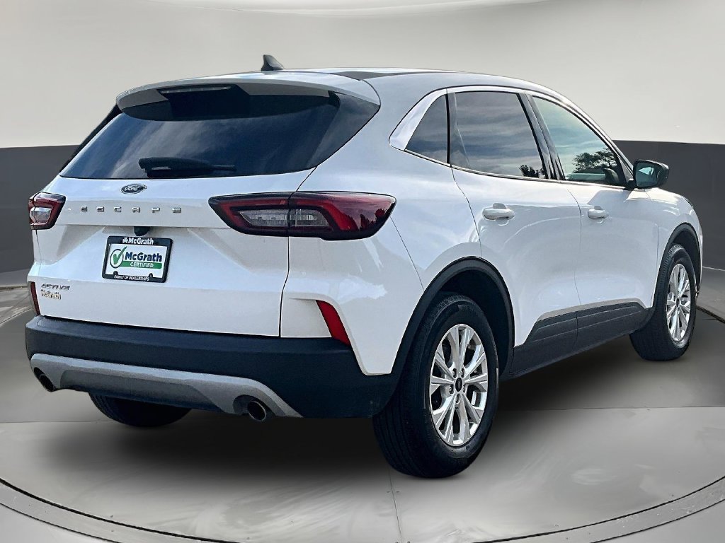 Used 2024 Ford Escape Active w/ Cold Weather Package FWD image 7