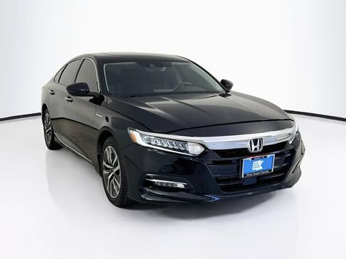 Used 2020 Honda Accord Touring image 1