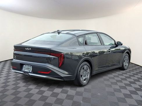 Certified 2025 Kia K4 LX image 8