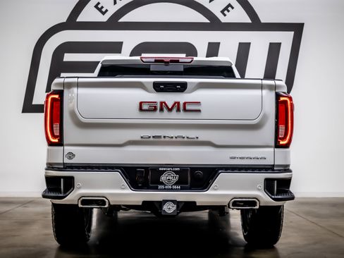Used 2024 GMC Sierra 1500 Denali image 10