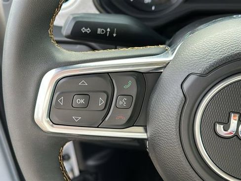 Used 2024 Jeep Wrangler Unlimited Sahara w/ Safety Group image 11