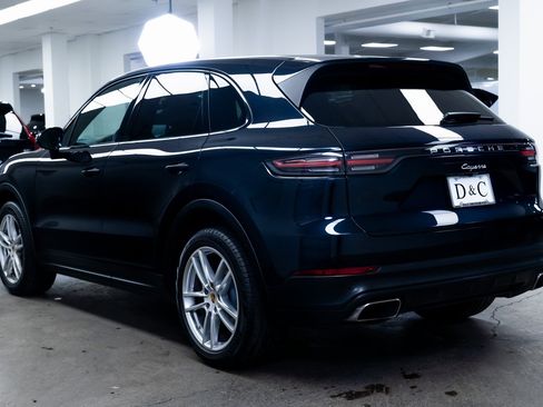 Used 2020 Porsche Cayenne image 4