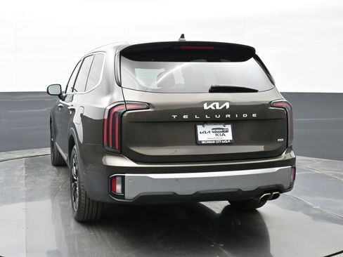 Used 2023 Kia Telluride SX Prestige image 7