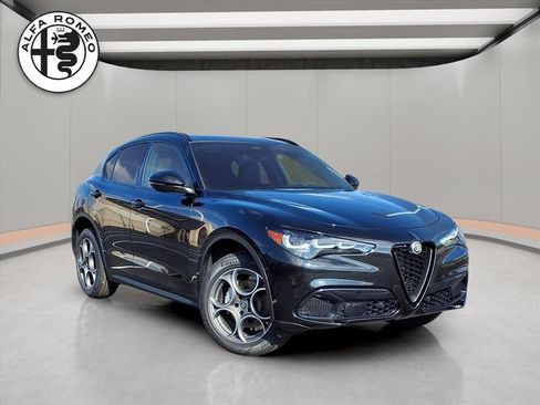 New 2025 Alfa Romeo Stelvio Sprint AWD/4WD image 1
