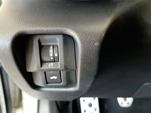 Used 2023 Toyota GR86 Premium image 10