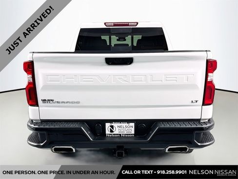 Used 2023 Chevrolet Silverado 1500 LT Trail Boss w/ Convenience Package II AWD/4WD image 6