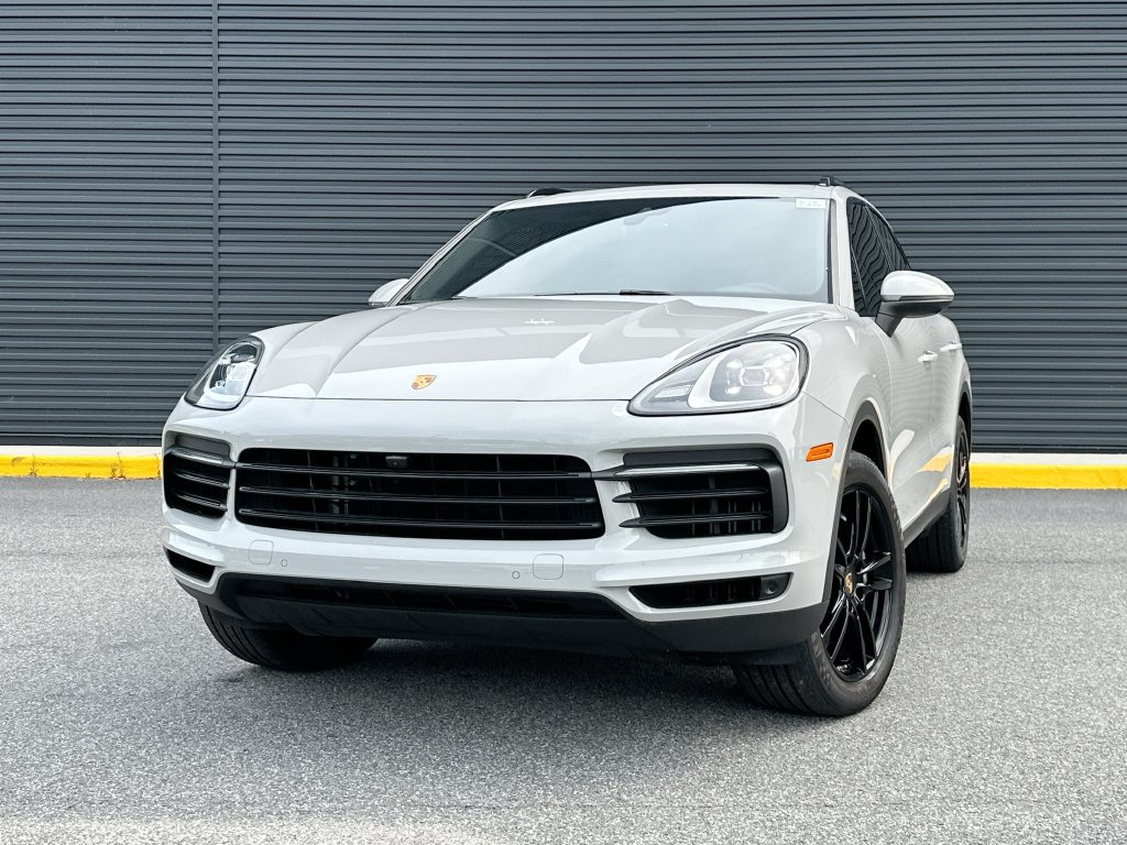 Certified 2023 Porsche Cayenne AWD/4WD image 1
