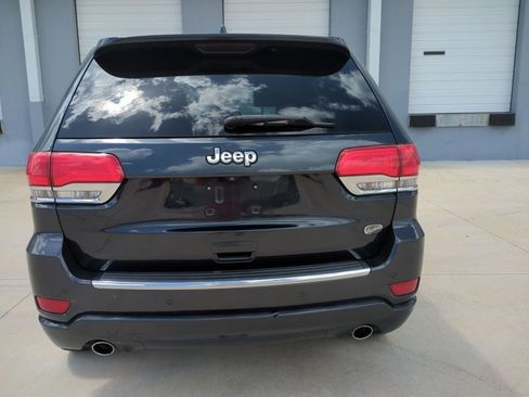 Used 2014 Jeep Grand Cherokee Overland w/ Mopar Chrome Edition Group RWD image 6