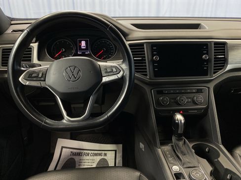 Used 2020 Volkswagen Atlas Cross Sport SE image 29