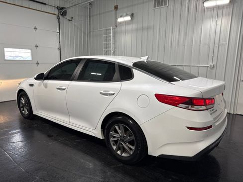 Used 2020 Kia Optima LX FWD image 2