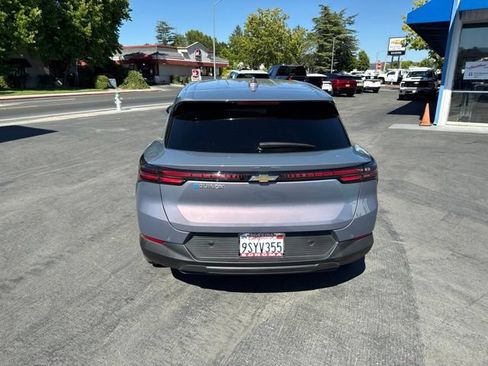 Used 2025 Chevrolet Equinox EV LT FWD image 7