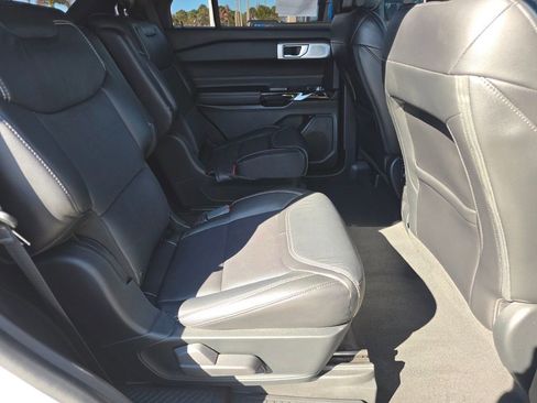 Used 2022 Ford Explorer ST w/ Equipment Group 401A image 13