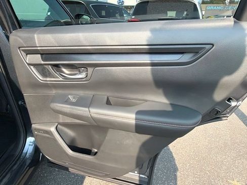 Used 2024 Honda CR-V Sport-L image 11