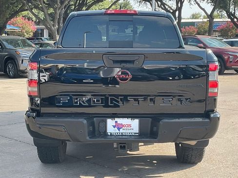 Used 2023 Nissan Frontier PRO-4X w/ Pro Convenience Package AWD/4WD image 5