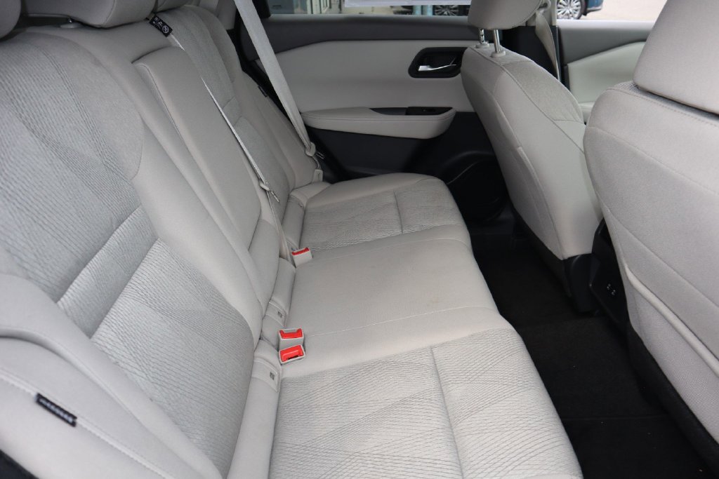 Certified 2025 Nissan Rogue SV AWD/4WD image 25