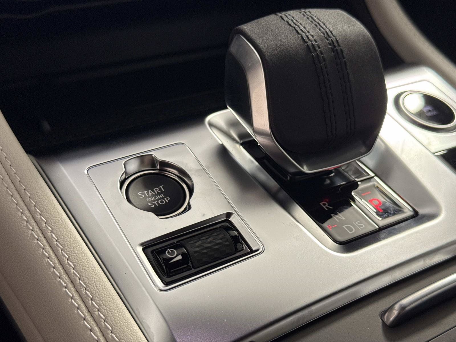 New 2026 Jaguar F-PACE R-Dynamic S AWD/4WD image 29