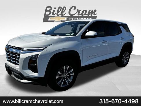 Used 2026 Chevrolet Equinox LT w/ Convenience Package II AWD/4WD image 9