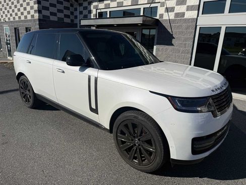 Used 2024 Land Rover Range Rover Long Wheelbase Autobiography AWD/4WD image 3