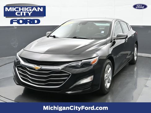 Used 2024 Chevrolet Malibu LS FWD image 1