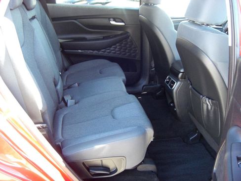 Used 2021 Hyundai Santa Fe SE AWD/4WD image 16
