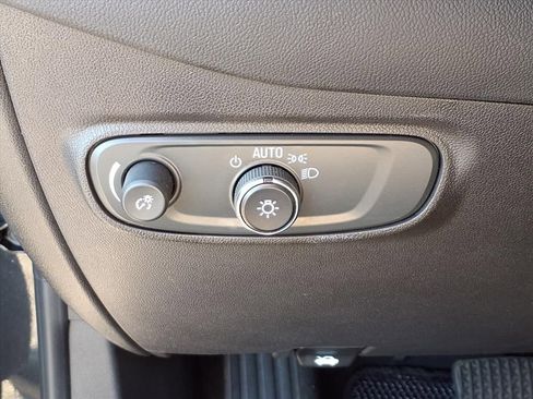 Used 2023 Chevrolet Equinox LT image 14