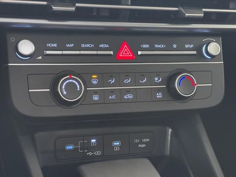 New 2026 Hyundai Tucson SE image 16