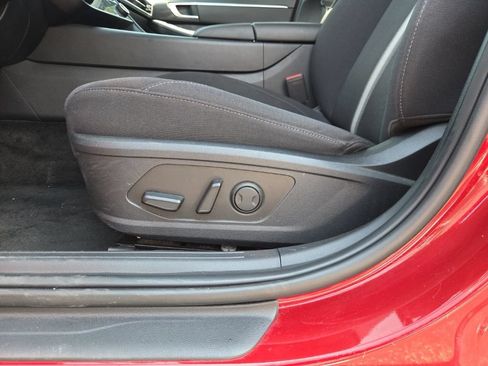 Used 2024 Hyundai Sonata SEL FWD image 2