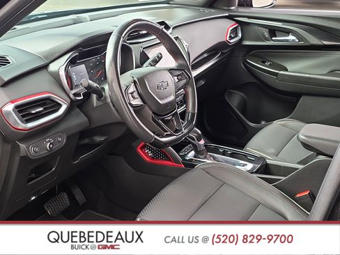 Used 2021 Chevrolet TrailBlazer RS w/ Sun and Liftgate Package FWD image 10