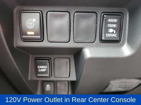 Used 2025 Nissan Frontier SV w/ SV Convenience Package image 20