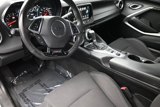 Used 2018 Chevrolet Camaro SS RWD image 15
