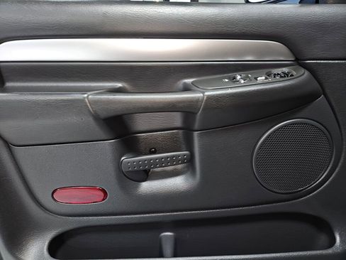 Used 2004 Dodge Ram 1500 Truck SRT10 image 21