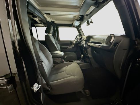 Used 2016 Jeep Wrangler Unlimited Sport w/ Quick Order Package 24S image 29