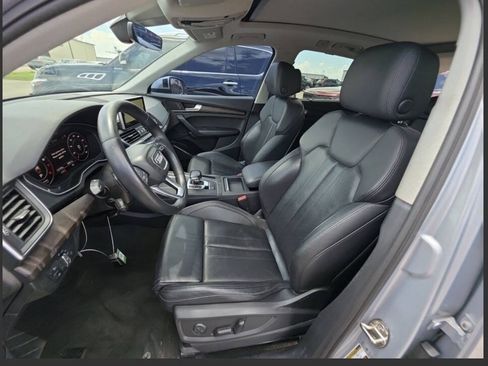 Used 2018 Audi Q5 2.0T Premium Plus w/ Premium Plus Package AWD/4WD image 4