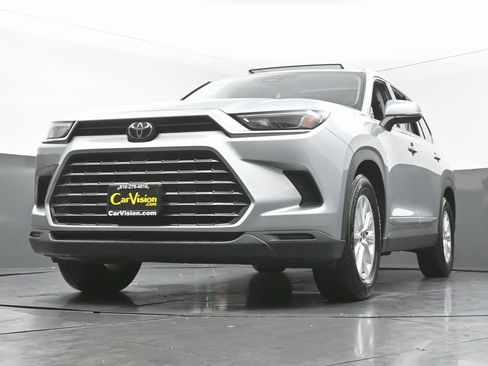 Used 2024 Toyota Grand Highlander XLE image 58