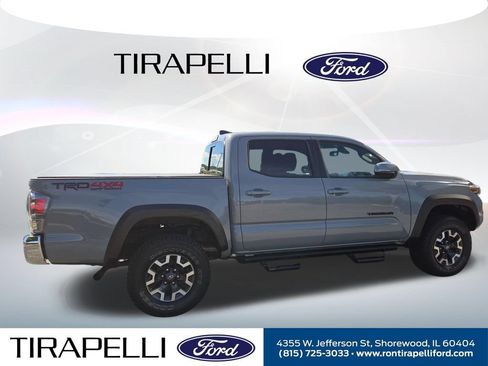 Used 2021 Toyota Tacoma TRD Off-Road AWD/4WD image 11