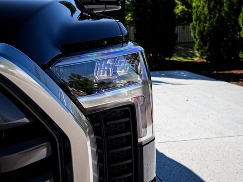 Used 2022 Toyota Tundra Limited AWD/4WD image 6