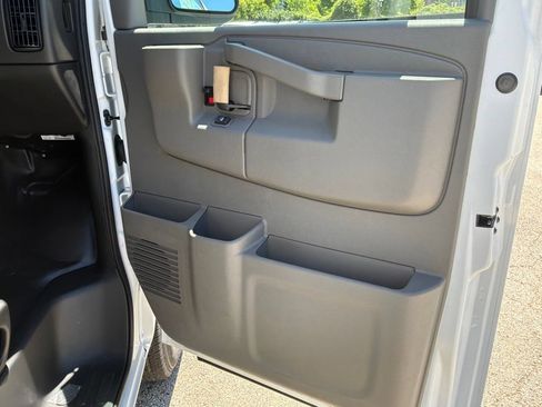 New 2026 GMC Savana 2500 Extended w/ Safety Package RWD image 64