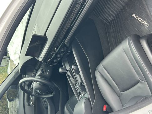Used 2023 Honda Accord Sport image 10