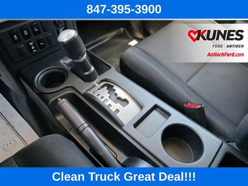 Used 2014 Toyota FJ Cruiser 4WD w/ Upgrade Package image 40