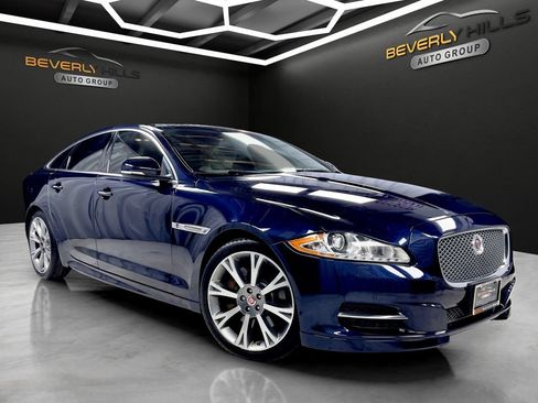 Used 2015 Jaguar XJ AWD/4WD image 7