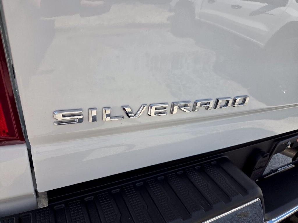 Used 2025 Chevrolet Silverado 2500 W/T RWD image 10