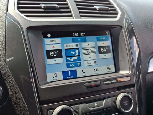 Used 2017 Ford Explorer XLT w/ Equipment Group 201A image 17