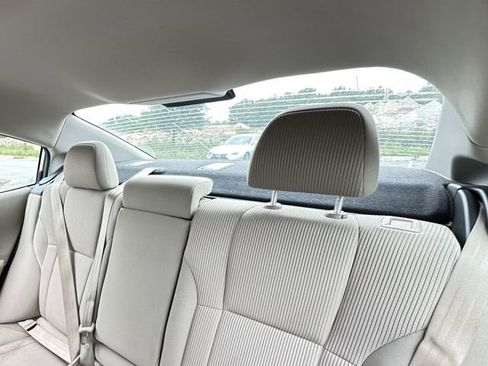 Used 2022 Subaru Legacy Premium image 33