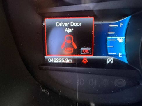 Used 2024 Ford Edge Titanium AWD/4WD image 33