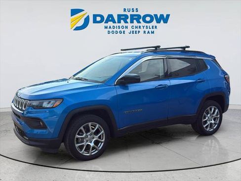 Certified 2022 Jeep Compass Latitude AWD/4WD image 1